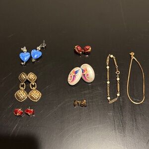 Avon Jewelry 8 Piece Earrings and Bracelets.